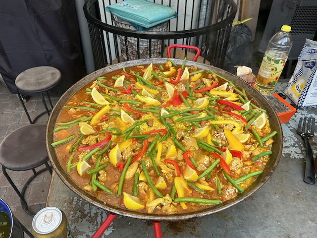 Paella Palace